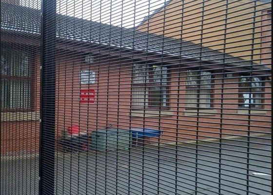 8# 358 Anti beklimmen Draadnetwerk 13x75mm Gat Gegalvaniseerde Las Mesh Sheet Rust Resistance