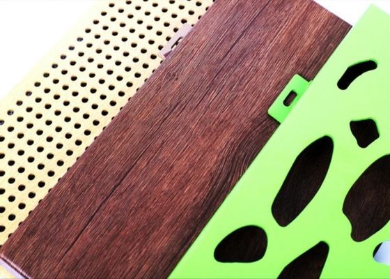 Antivochtigheid Geperforeerde de Plaatfluorocarbon van de Aluminiumvoorgevel Deklaag