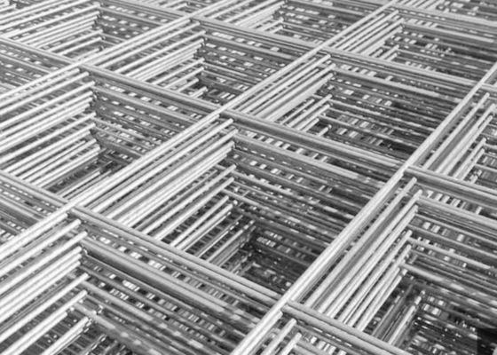 Gegalvaniseerd staal 1.0 mm gelast draadnet panelen met 50x50 mm gat grootte voor een gemakkelijke installatie