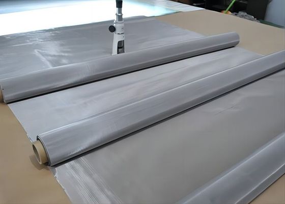 Vierkant geweven draadgordel in rekbaar staal gegalvaniseerd oppervlak plain weefsel voor industrieel filteren.