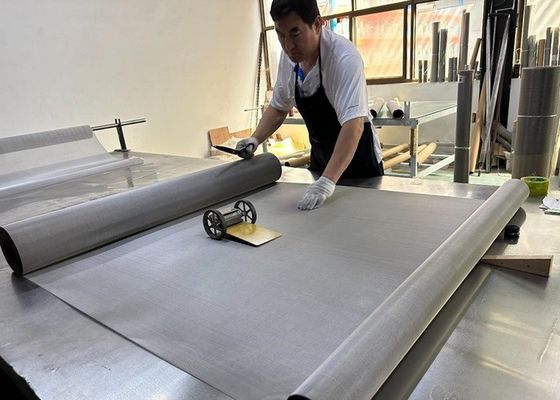 Zeer fijn roestvrijstalen draadnet scherm plain weef type 400 net met verschillende lengtes