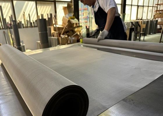 Zeer fijn roestvrijstalen draadnet scherm plain weef type 400 net met verschillende lengtes