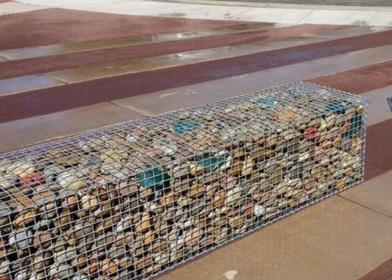 Zwaar gesoldeerd gaas gebruikt als decoratief gabion in landschapsbouw