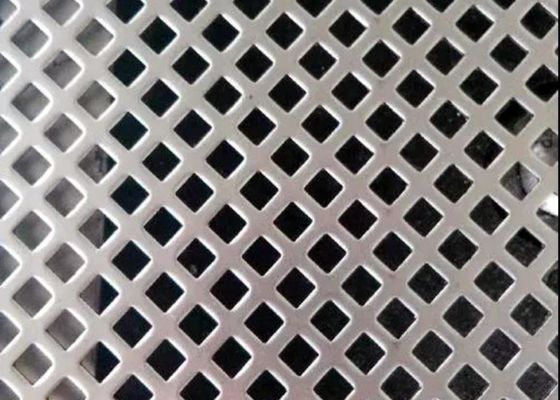 ISO 9001-normen gegalvaniseerde geperforeerde metalen gaasplaat voor decoratie