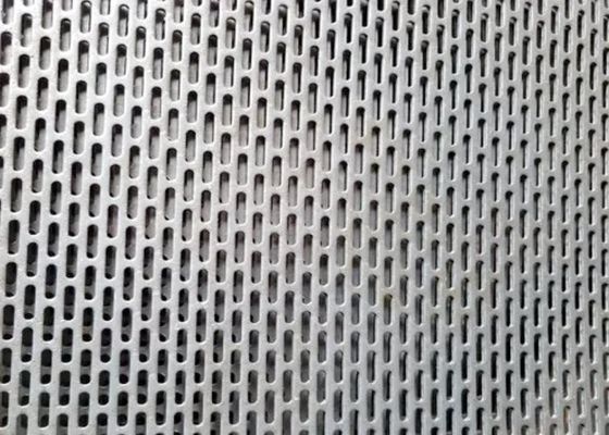 ISO 9001-normen gegalvaniseerde geperforeerde metalen gaasplaat voor decoratie
