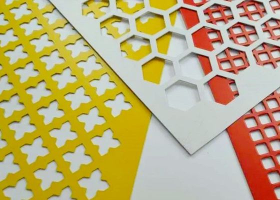Perforated Metal Mesh met op maat gemaakte gatvormen en oppervlaktebehandelingen