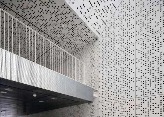 Kleurrijke PVC-coating geperforeerde aluminiumplaat voor buitenmuurdecoratie