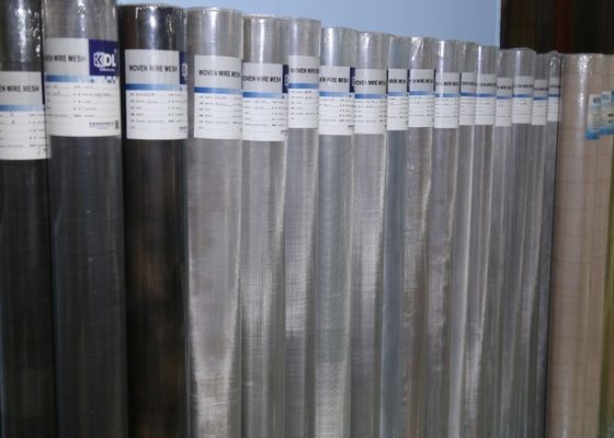 Versatile Woven Metal Mesh Screen Hoogkoolstofstaal Manganesstaal Roestvrij staal