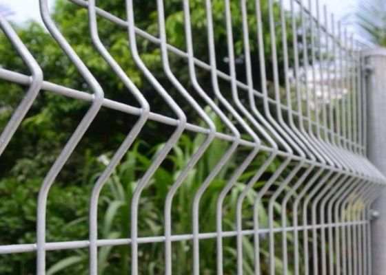 2 ' × 4“ 3D Gebogen Gelaste Draad Mesh Fence Weldmesh Fencing Panels van het Rechthoekgat